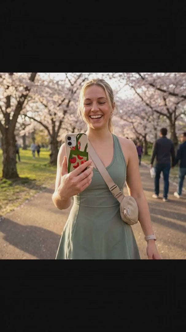 Seashell Market Tote iPhone 15 Pro Case - Product video demonstration