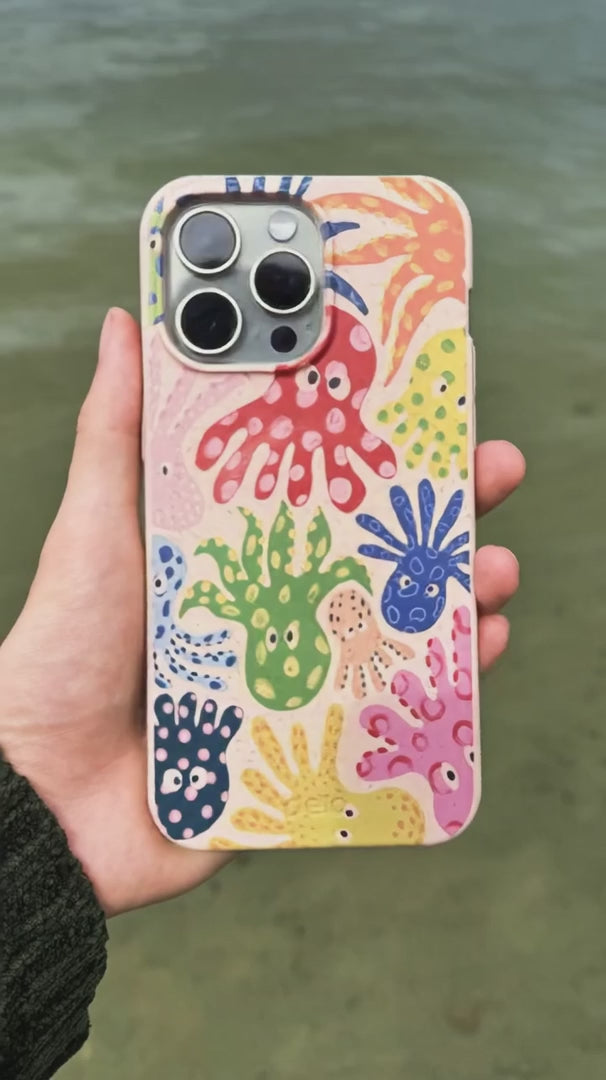 Seashell Octopi iPhone XR Case