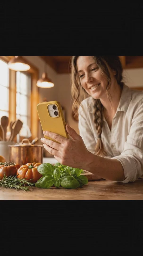 Honey iPhone 15 Case - Product video demonstration