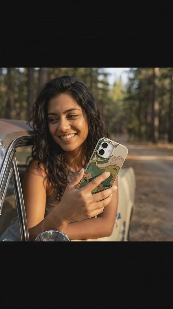 London Fog Rocky Bear iPhone 15 Case - Product video demonstration