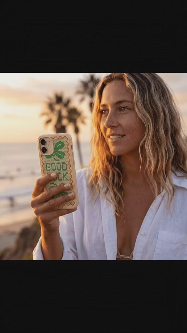 Seashell Good Luck Lace iPhone 16 Pro Max Case - Product video demonstration